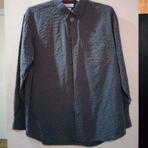 Columbia Mens Lrg. Shirt